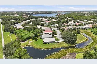8492 Idlewood Court, Lakewood Ranch, FL 34202 - Photo 48