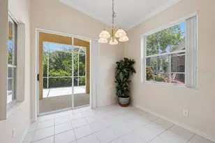 8492 Idlewood Ct, Lakewood Ranch, FL 34202 - Photo 4