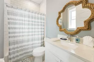 418 Magnolia Ave, Anna Maria, FL 34216 - Photo 16