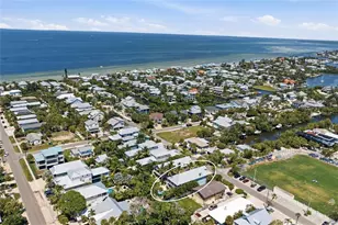 418 Magnolia Ave, Anna Maria, FL 34216 - Photo 40