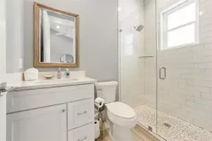 418 Magnolia Ave, Anna Maria, FL 34216 - Photo 14