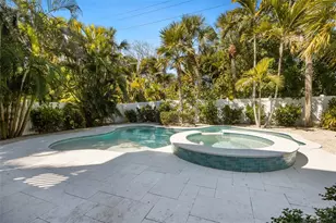 418 Magnolia Ave, Anna Maria, FL 34216 - Photo 36