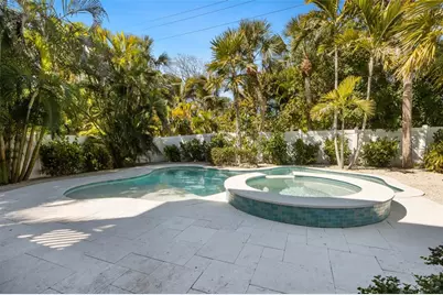 418 Magnolia Avenue, Anna Maria, FL 34216 - Photo 34