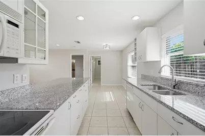 1915 Colleen Street, Sarasota, FL 34231 - Photo 16