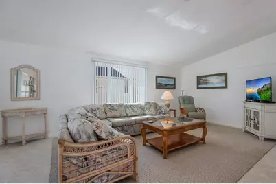 2804 Avenue C, Holmes Beach, FL 34217 - Photo 4