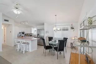 2804 Avenue C, Holmes Beach, FL 34217 - Photo 6