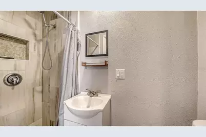 1004 27th Avenue W, Bradenton, FL 34205 - Photo 28
