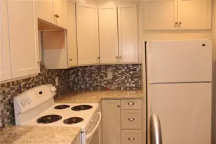 3602 54th St W, Bradenton, FL 34209 - Photo 4