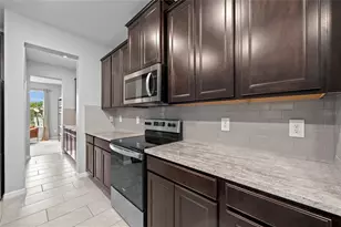2136 Midnight Pearl Dr, Sarasota, FL 34240 - Photo 10