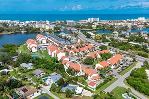 1646 Stickney Point Rd, Sarasota, FL 34231 - Photo 6