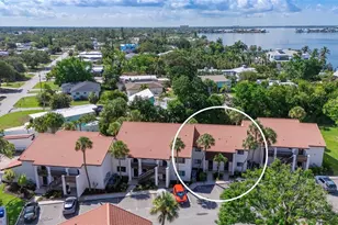 1646 Stickney Point Rd, Sarasota, FL 34231 - Photo 2