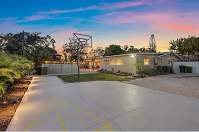 3376 7th Street, Sarasota, FL 34237 - Photo 2