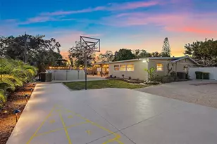 3376 7th St, Sarasota, FL 34237 - Photo 2