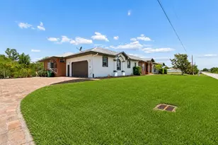 3339 Desoto Dr, Punta Gorda, FL 33983 - Photo 2