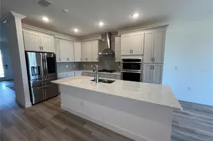 931 Signet Dr, Apollo Beach, FL 33572 - Photo 2