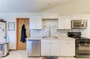 2147 Floribanna St, North Port, FL 34287 - Photo 6