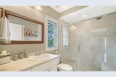 657 Halyard Lane, Longboat Key, FL 34228 - Photo 16