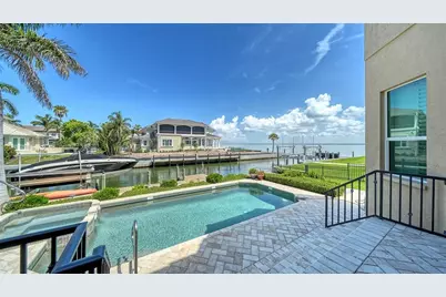 657 Halyard Lane, Longboat Key, FL 34228 - Photo 2