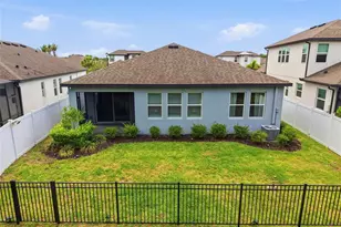 3590 Secret Stroll Dr, Sarasota, FL 34240 - Photo 46
