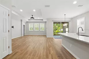 3590 Secret Stroll Dr, Sarasota, FL 34240 - Photo 10