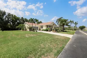24500 Rio Villa Lakes Cir, Punta Gorda, FL 33950 - Photo 36