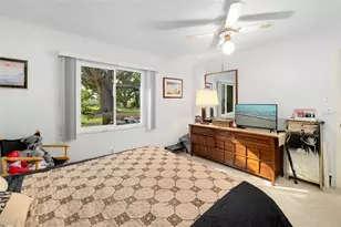 4586 Mohican Trail, Sarasota, FL 34233 - Photo 16
