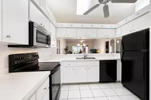 5608 37th St E, Bradenton, FL 34203 - Photo 10