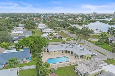 5865 Tidewood Avenue #8, Sarasota, FL 34231 - Photo 32