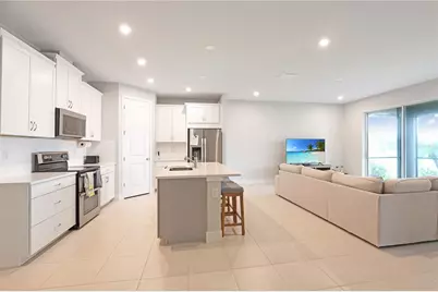 17982 Grand Prosperity Drive, Venice, FL 34293 - Photo 14