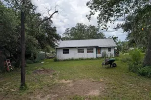 20877 SE 143rd Pl, Umatilla, FL 32784 - Photo 2