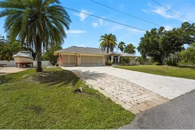 1240 Lace Terrace, Port Charlotte, FL 33953 - Photo 4