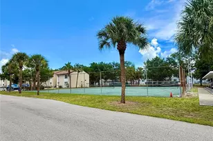 2612 Hidden Lake Dr N, Sarasota, FL 34237 - Photo 22