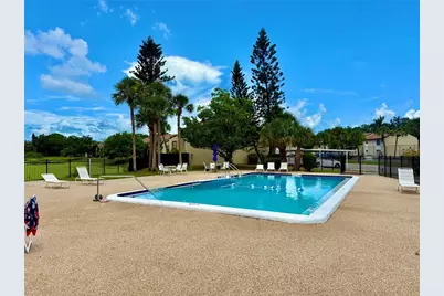 2612 Hidden Lake Drive N #D, Sarasota, FL 34237 - Photo 20