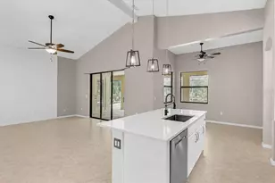 608 Dogwood Run, Bradenton, FL 34212 - Photo 12