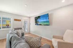 1603 Gulf Dr N, Bradenton Beach, FL 34217 - Photo 6