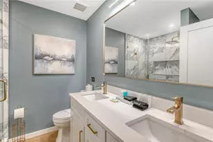 1603 Gulf Dr N, Bradenton Beach, FL 34217 - Photo 18