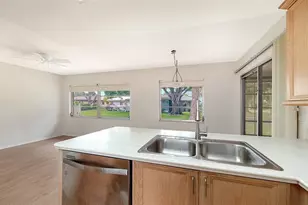 515 Rousseau Dr, Nokomis, FL 34275 - Photo 12