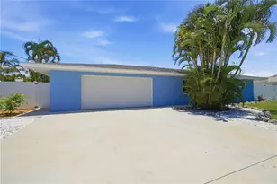 908 24th Ave W, Palmetto, FL 34221 - Photo 6