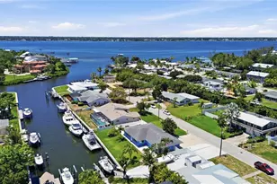 908 24th Ave W, Palmetto, FL 34221 - Photo 4