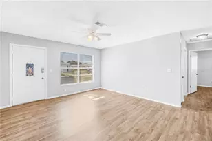 802 Buttonwood Dr, Bradenton, FL 34208 - Photo 8