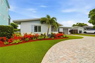 720 Ixora Ave, Ellenton, FL 34222 - Photo 4