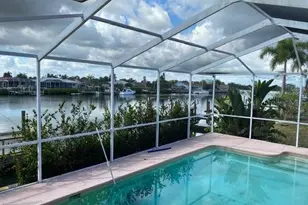 936 Allegro Ln, Apollo Beach, FL 33572 - Photo 10