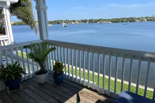 205 Pompano Dr SE, Saint Petersburg, FL 33705 - Photo 12