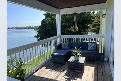 205 Pompano Drive SE #D, Saint Petersburg, FL 33705 - Photo 2