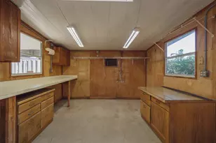 2410 Riverside Dr E, Bradenton, FL 34208 - Photo 44