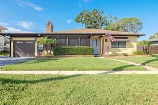 2410 Riverside Dr E, Bradenton, FL 34208 - Photo 56