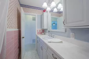 2410 Riverside Dr E, Bradenton, FL 34208 - Photo 30