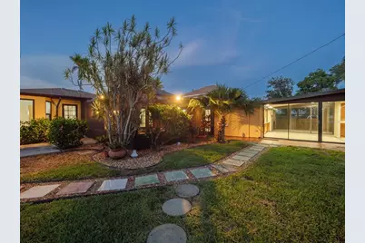 2410 Riverside Drive E, Bradenton, FL 34208 - Photo 82