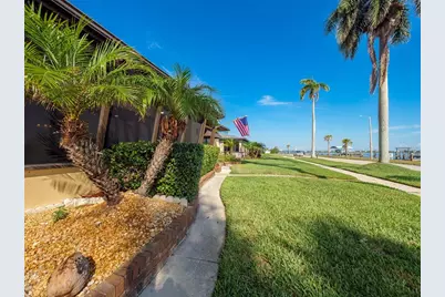 2410 Riverside Drive E, Bradenton, FL 34208 - Photo 58