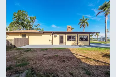 2410 Riverside Drive E, Bradenton, FL 34208 - Photo 60